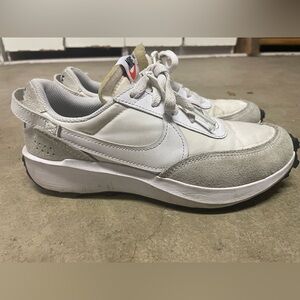 Nike Women’s Waffle Debut Shoes